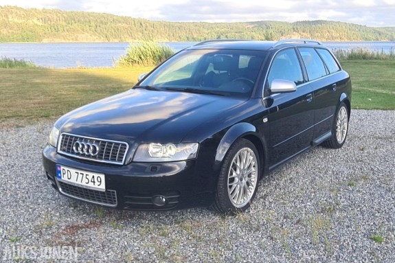 2004 Audi S4 4.2 V8 344HK QUATTRO MANUELL LAV KMSTAND ORIGINAL BIL